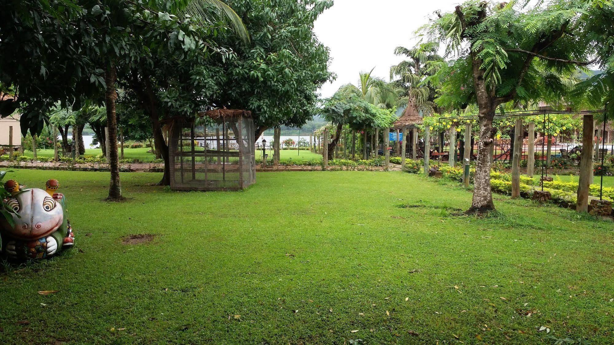 Afrikiko River Front Resort Akosombo Exteriér fotografie